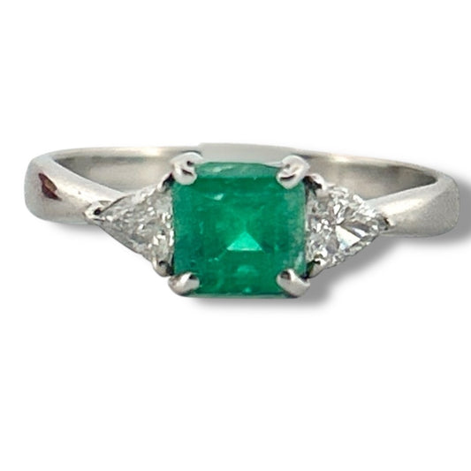 Vintage Emerald and Diamond Platinum Ring